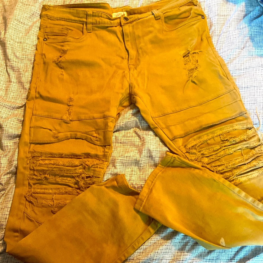 Ripped Jeans by SmokeRise